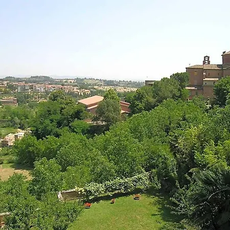 Bed & Breakfast La Dimora Dei Monaci Siena