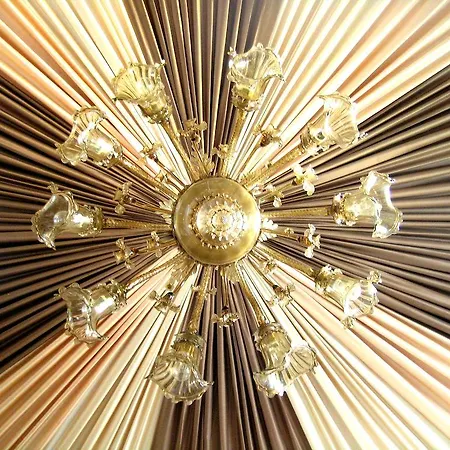 住宿加早餐酒店 戴梦纳琪拉迪穆拉酒店 3*